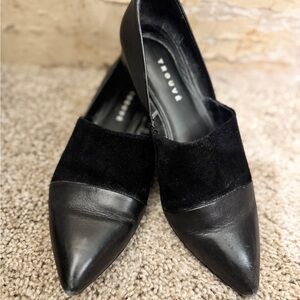 Black Women's Flats by Trouvé